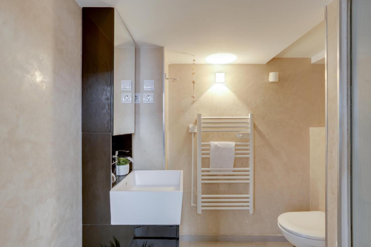 Spacious, Bright And Beautifully Decorated Flat In Heart Of Marais Short Walk To Picaso Museum Paris Luaran gambar